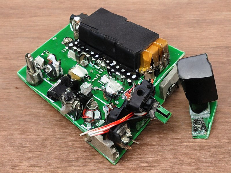 MOSFET目录在工业控制中的选型资料 2